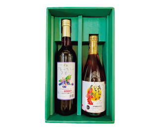 ＜福岡・立花ワイン＞あまおういちごワインスパークリングとブルーベリーワインのセット